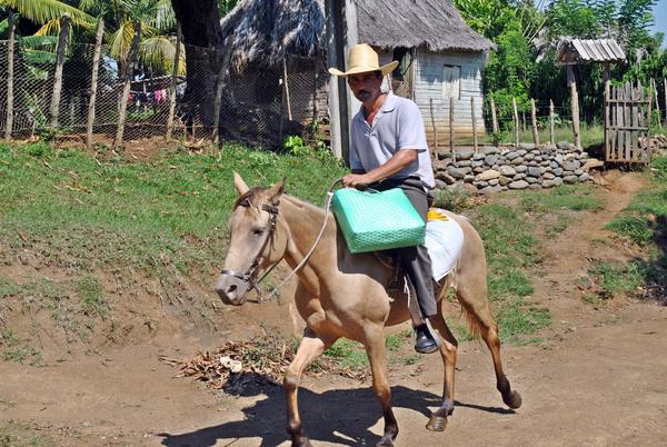 Estampas de la vida en la Sierra Maestra 01