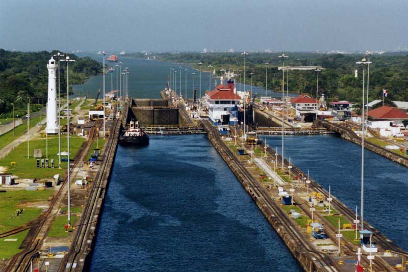 Esclusas del canal de panama