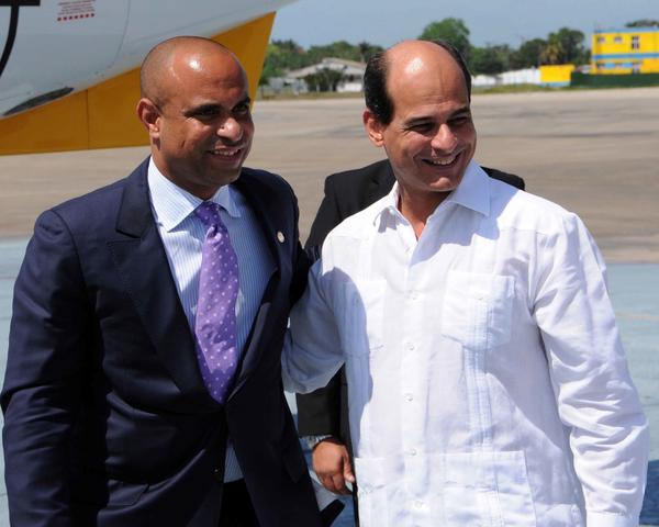 Rogelio Sierra (D) y Laurent Salvador Lamothe