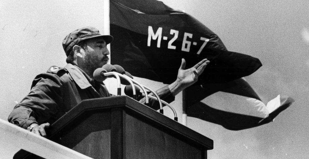 Fidel durante el acto del 26 de Julio de 1975