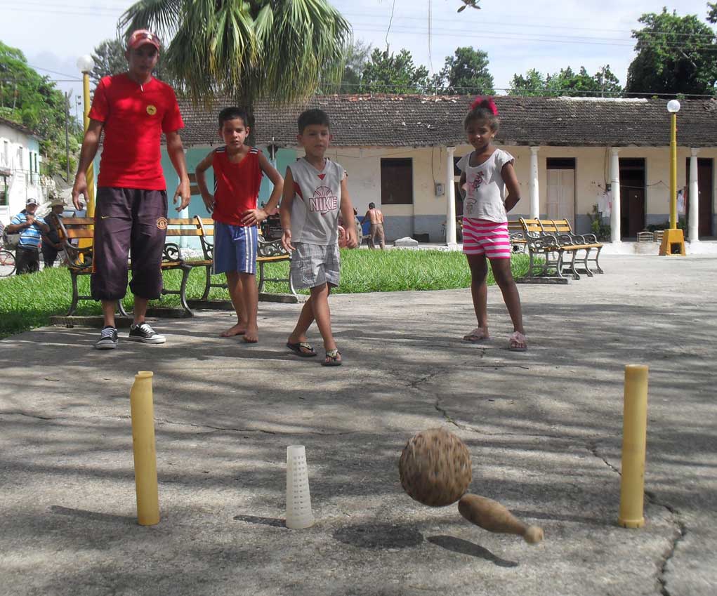 Pelotas de yaguas