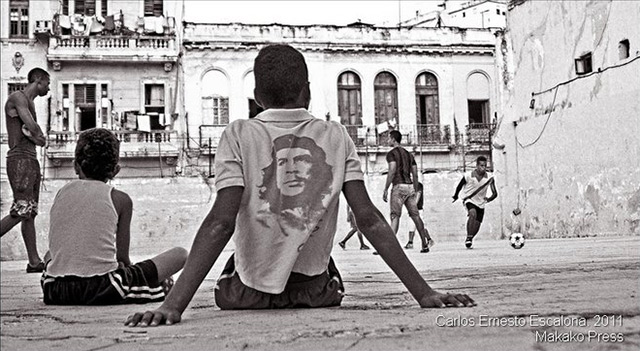 DDHH-Cuba. Jóvenes practicando deporte. Carlos Ernesto 