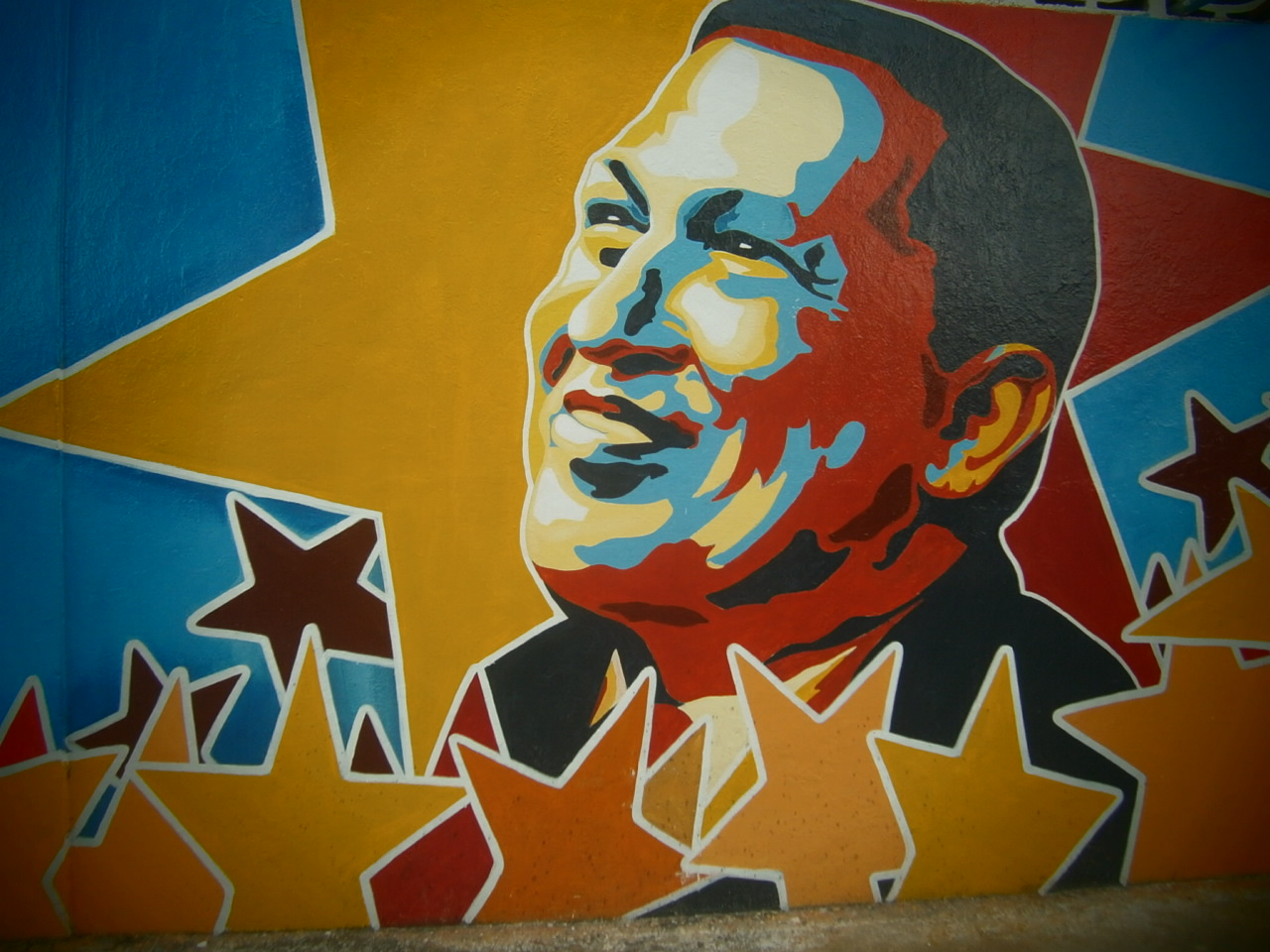 Murales dedicados a Chávez en Venezuela, sonrisa