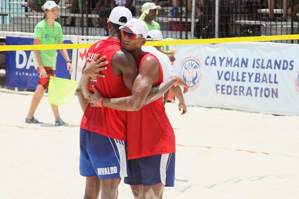 Voleibol de playa nivaldo y sergio raúl calvo