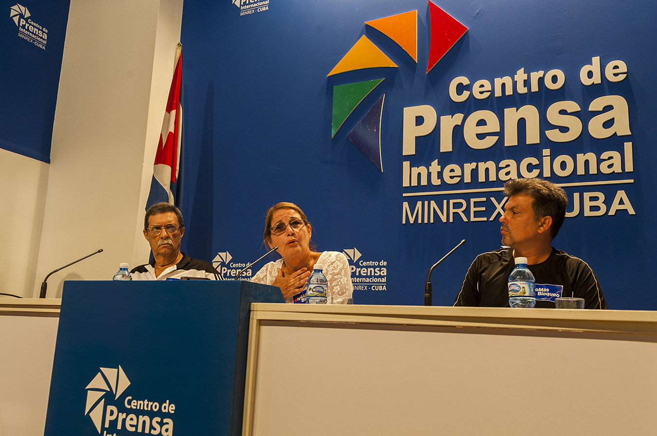 Conferencia de Prensa, maratón contra el bloqueo