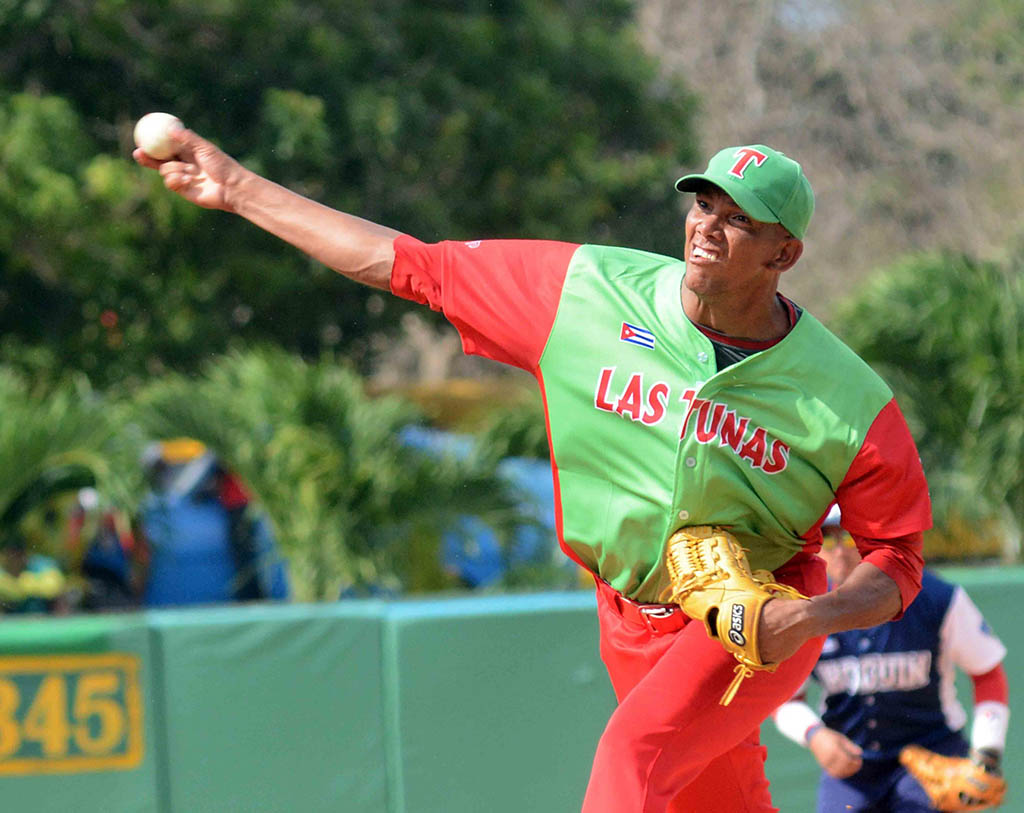 Yoalkis Cruz, serie nacional