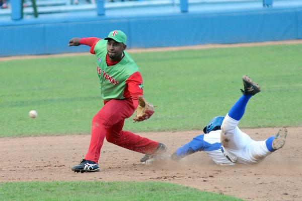 Quinto partido Industriales Las Tunas