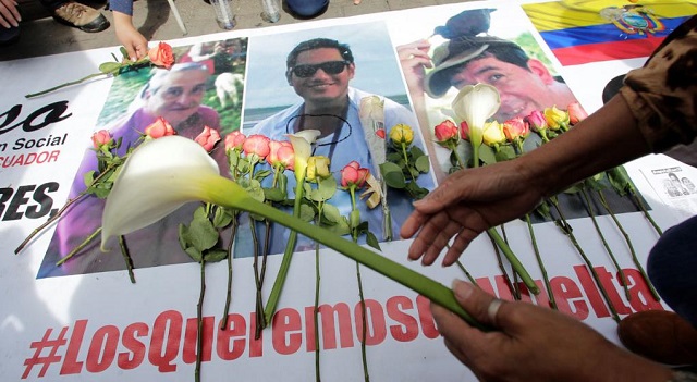 Vigilia a periodistas ecuatorianos asesinados