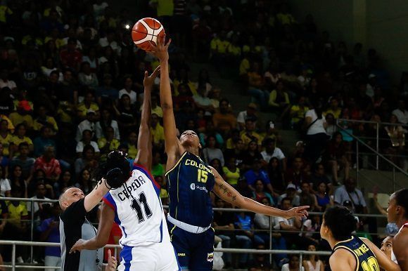 Baloncesto Femenino cae