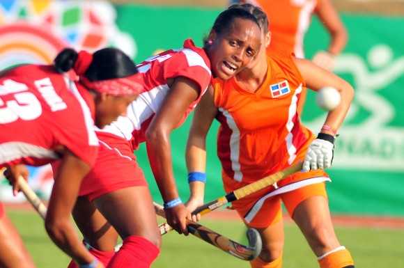 Hockeistas cubanas-tope con mexicanas