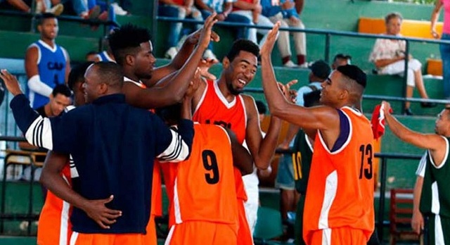 Villa Clara vs.Artemisa- liga Nacional de baloncesto