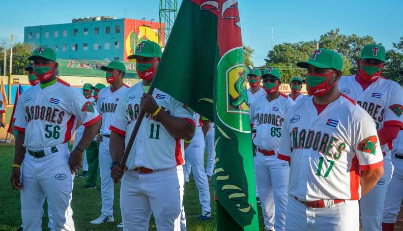 abanderamiento a la LX Serie Nacional de Béisbol