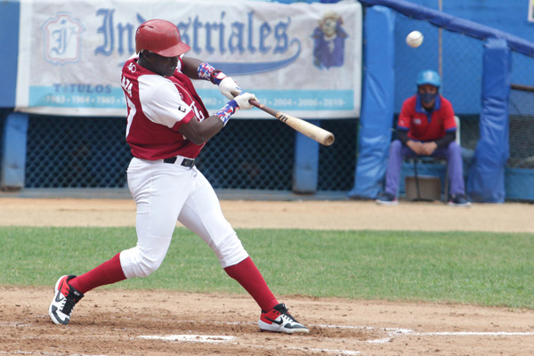 Dennis Laza-Béisbol-Mayabeque