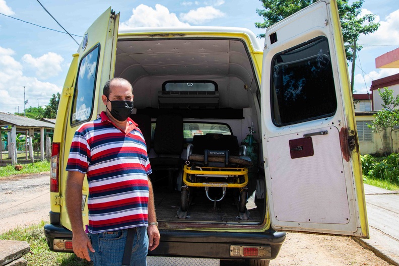 Carro particular-ambulancia