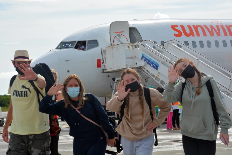 Turistas entran en Cayo Coco