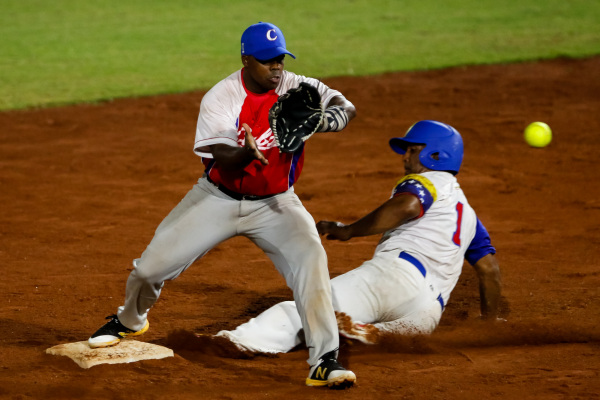 Cuba-Venezuela-Sofbol masculino