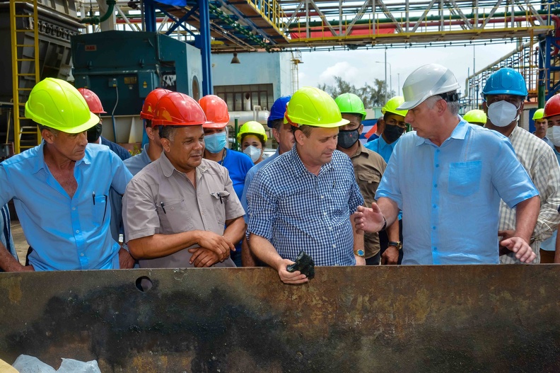 Visita Diaz Canel Termoeléctrica Felton