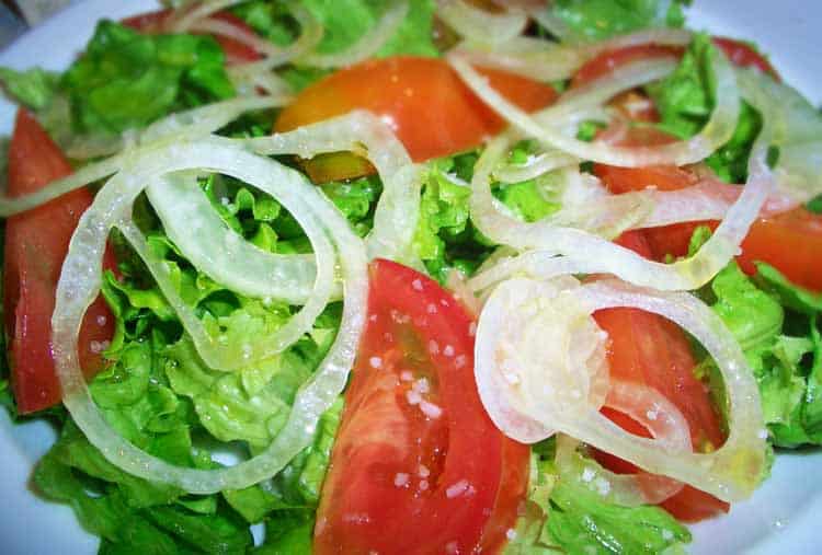 Ensalada de lechuga y tomate