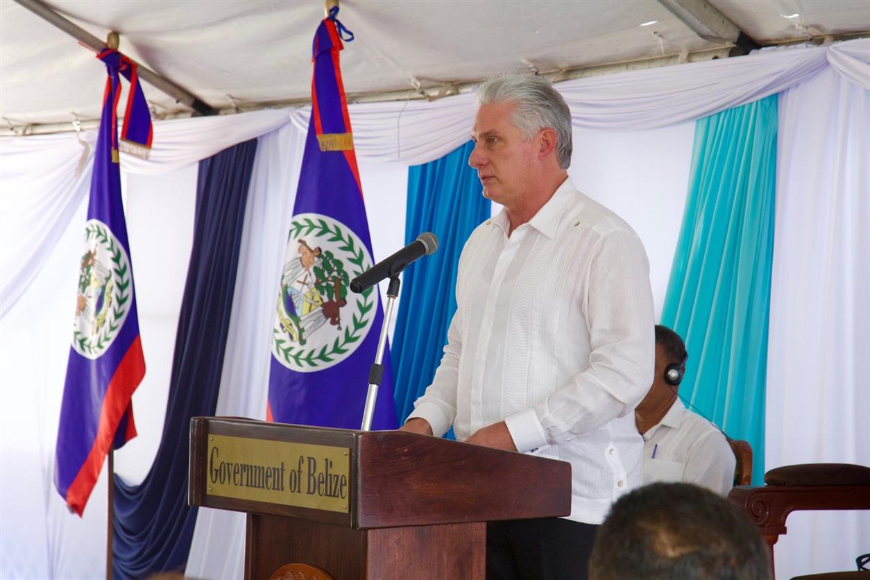 Diaz Canel  en Belice