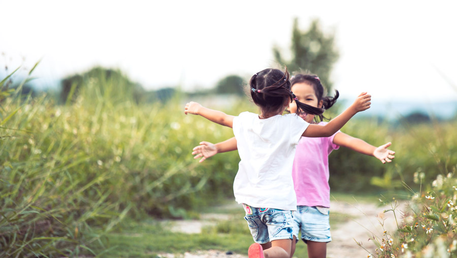 amistad entre niños y niñas 