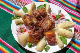 Yuca con chicharrones