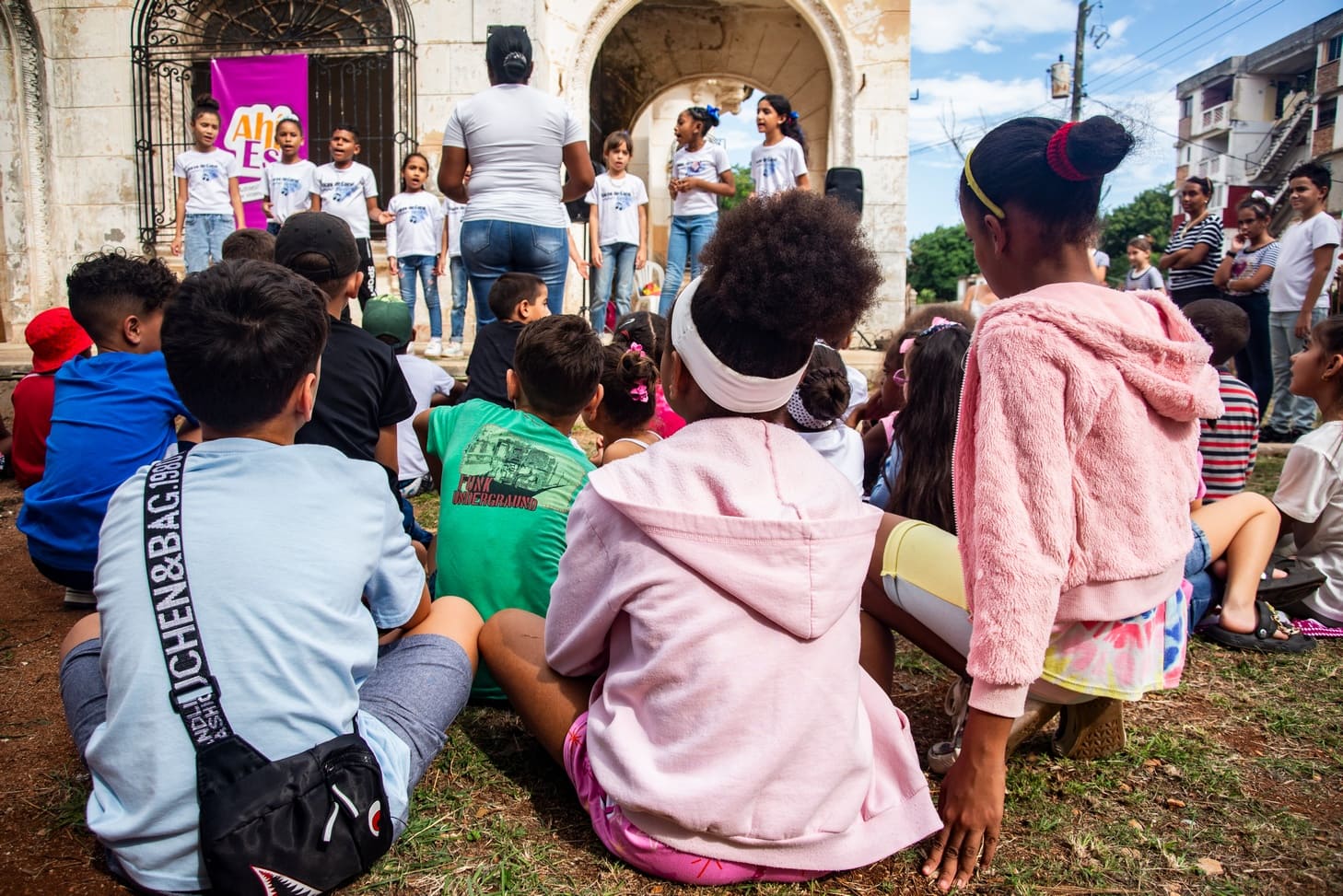 Proyectos de desarrollo local y emprendimientos Proyectos de desarrollo local y emprendimientos