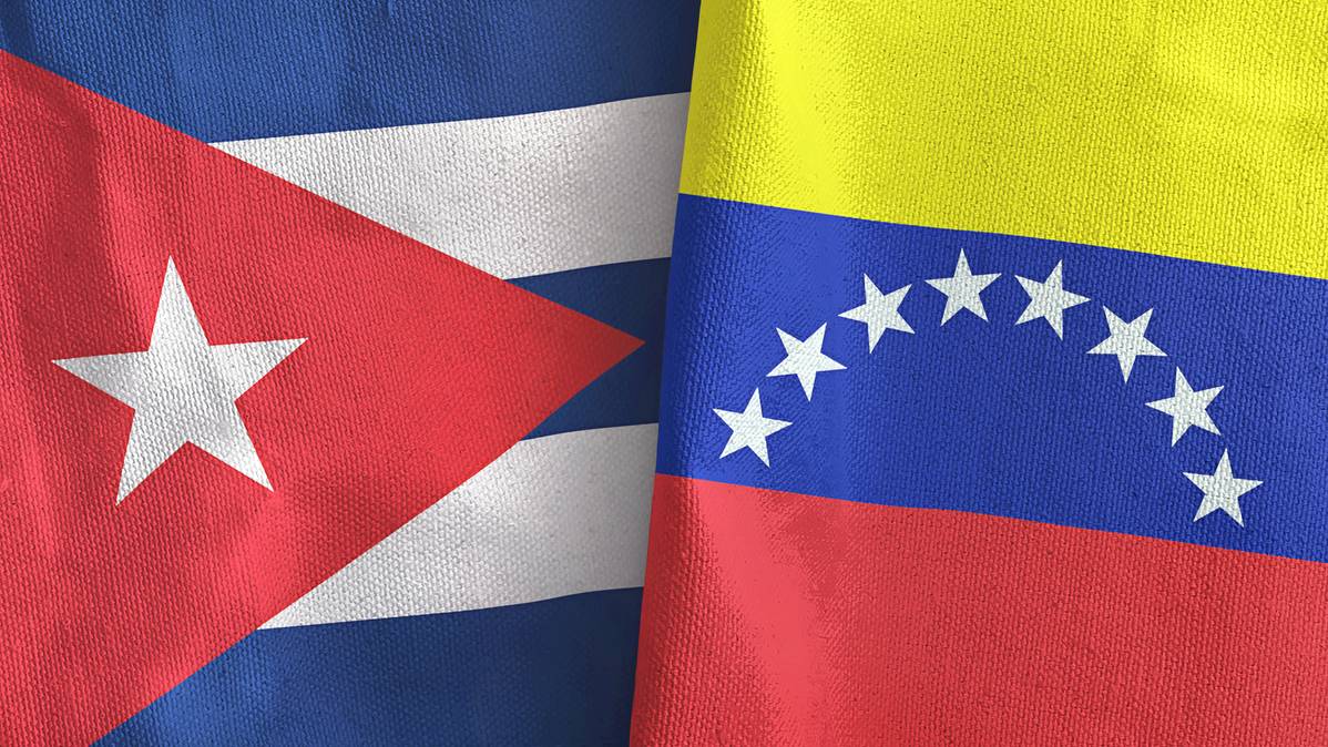 Banderas de Cuba y Venezuela. 