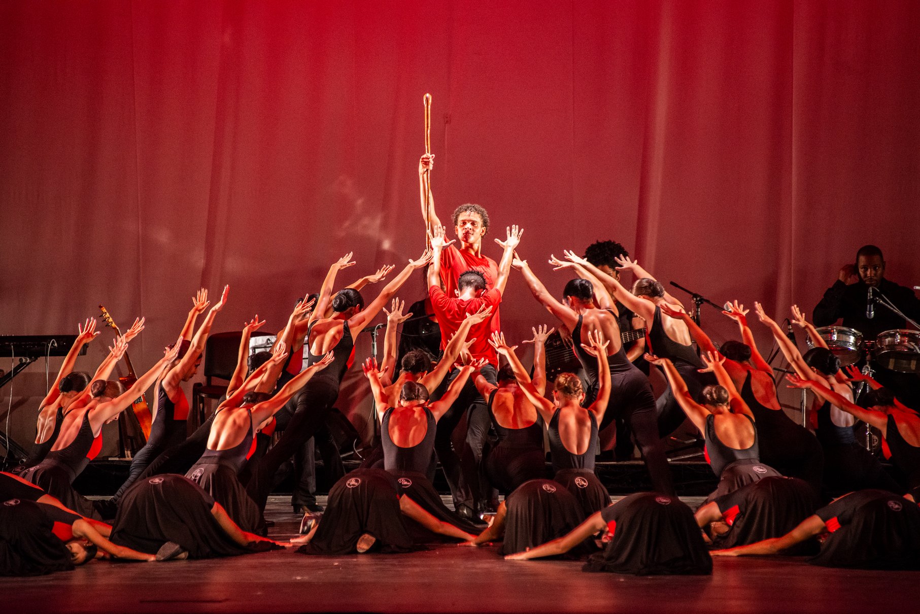 Compañía Lizt Alfonso Dance Cuba en el Teatro Martí